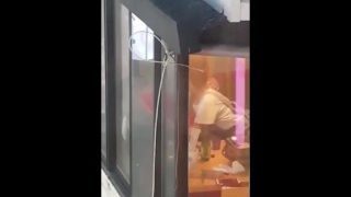 [한국] korean students public restaurant blowjob caught on camera