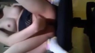 욕하는 여고생 자위(Horny Korean High school girl’s masturbation)