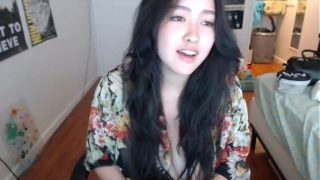 Rare Curvy Asian on cam!  – freakygirlscams.com