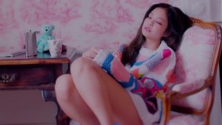 (김제니) Beautiful Korean girl Jenni goes solo