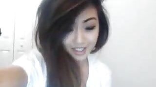Korean girl webcam show